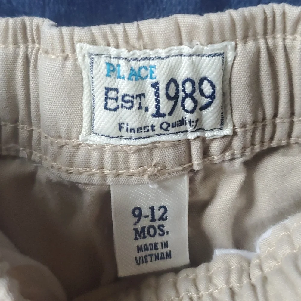 The Children's Place 2 in 1 Convertible Pants/Shorts Khaki Size 9-12 Months